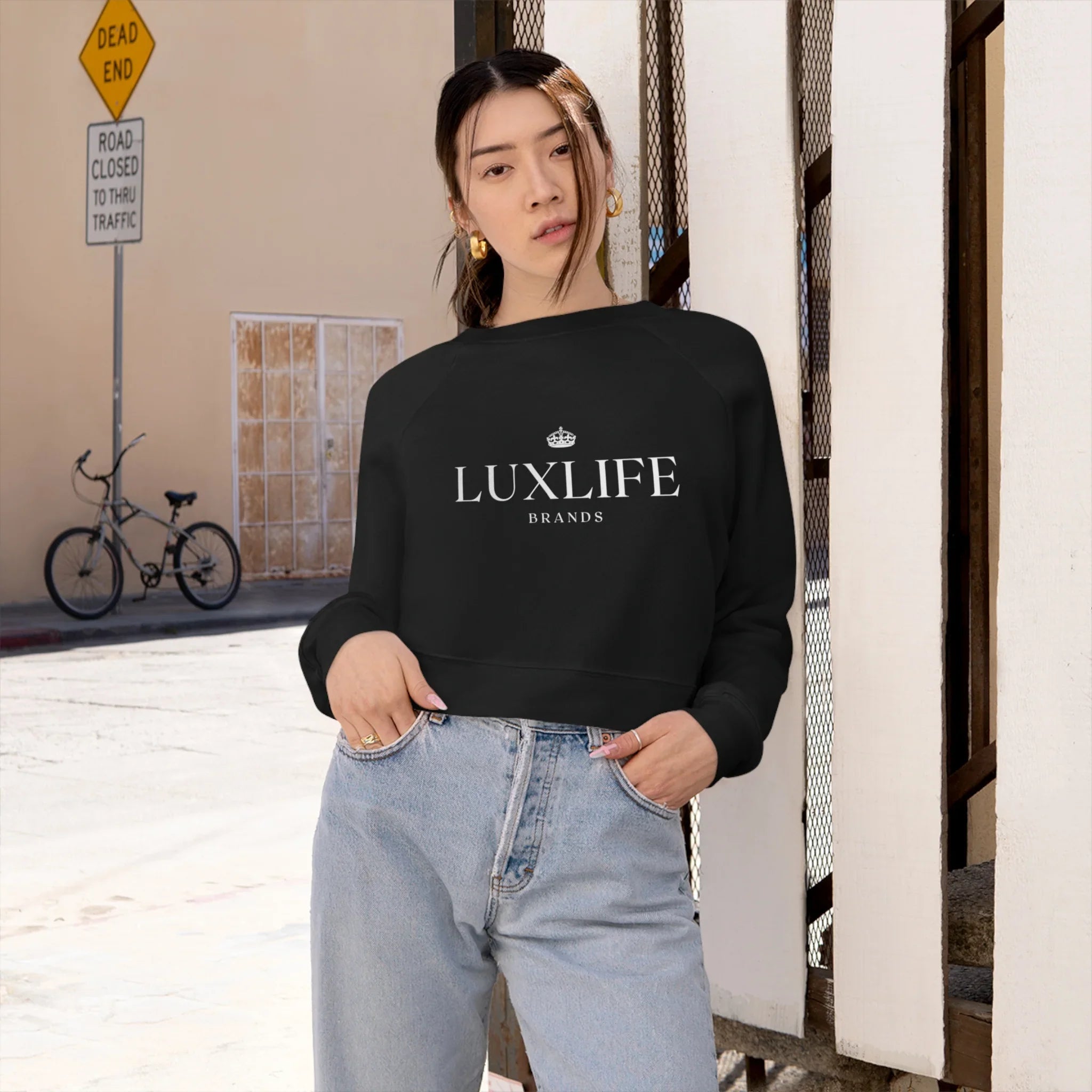 Luxlife Brands Women's Cropped Fleece Pullover