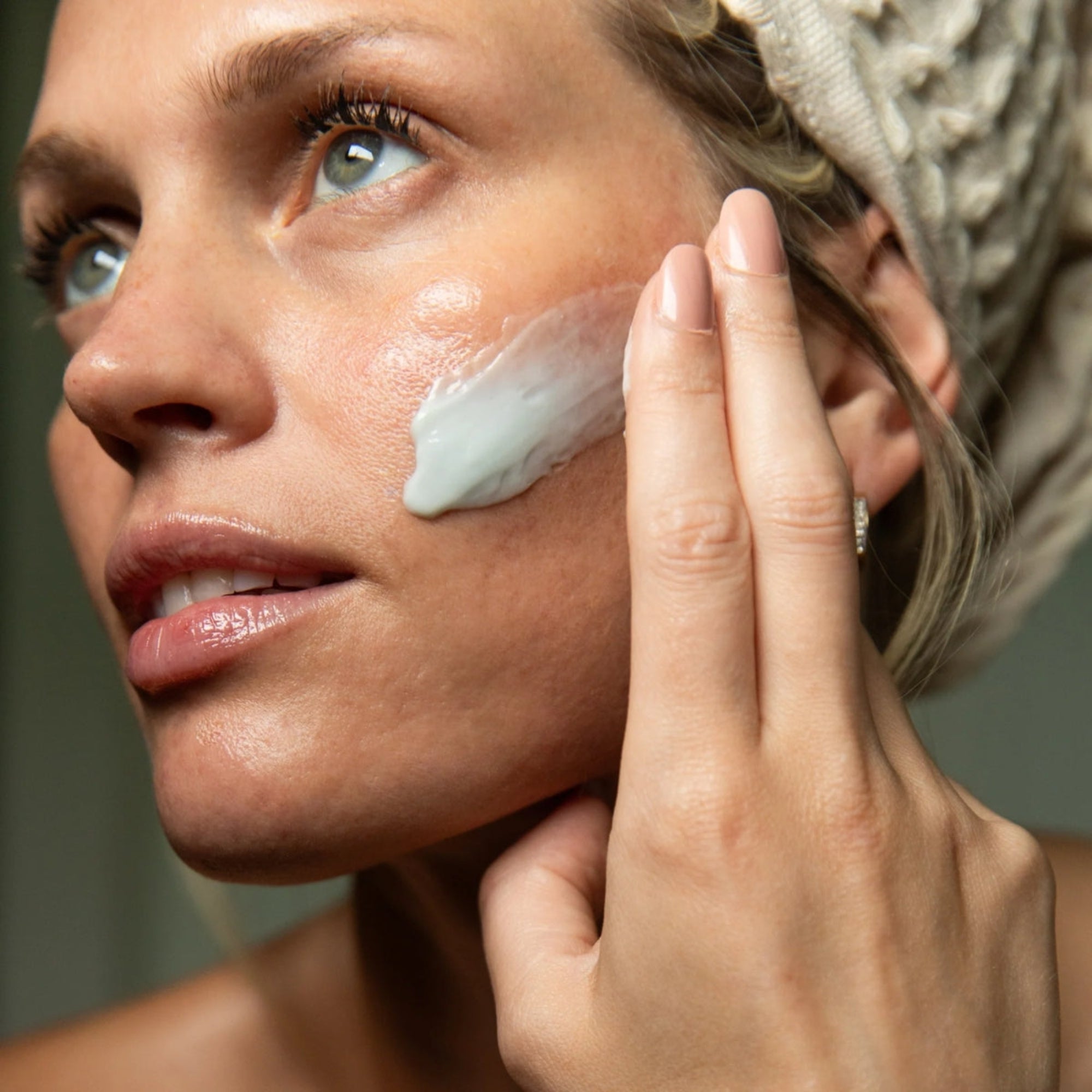 Ageless Cloud Cream