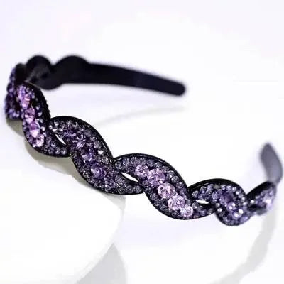 Elegant Pearl Headband With Teeth