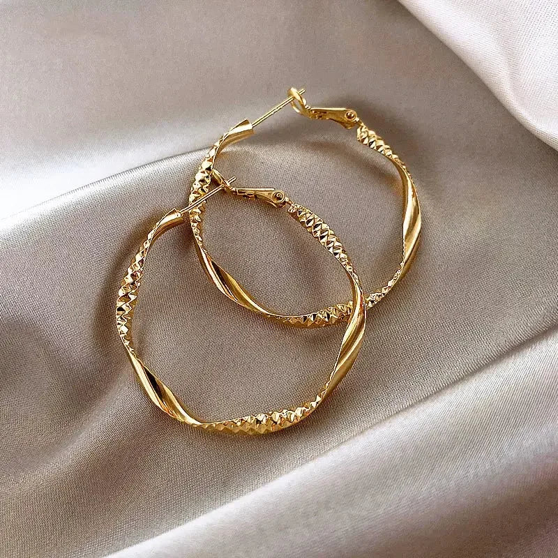 Minimalist Hoop Earrings