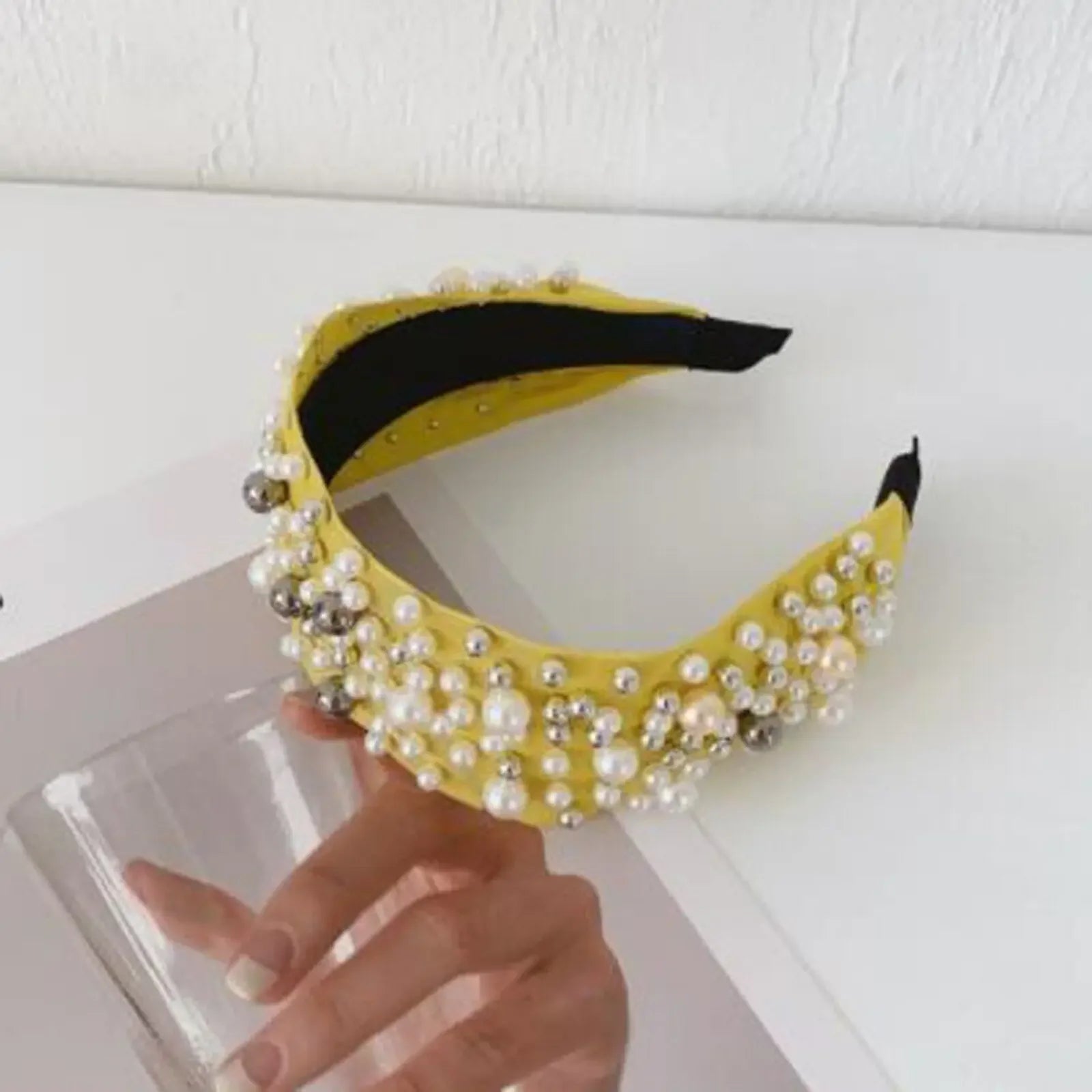 Mixed Pearl Baroque Center Knot Hairband