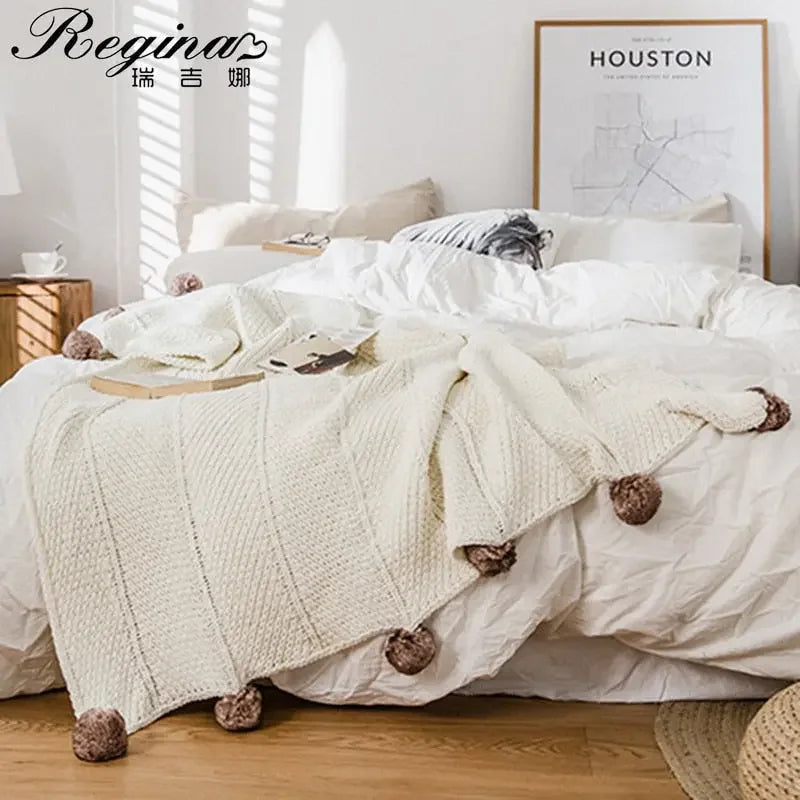 Chunky Knit Chenille Blanket With Pompoms