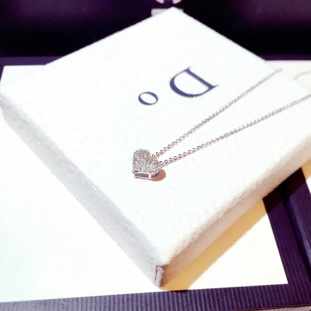 High Quality AAA Zircon Love Pendant Necklace