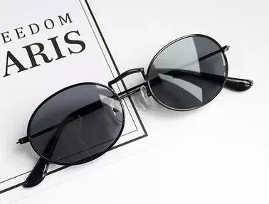 Influencer Retro Metal Sunglasses