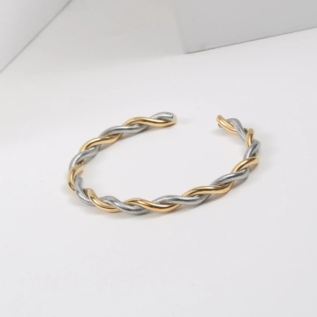Lux SS Twist Bracelet