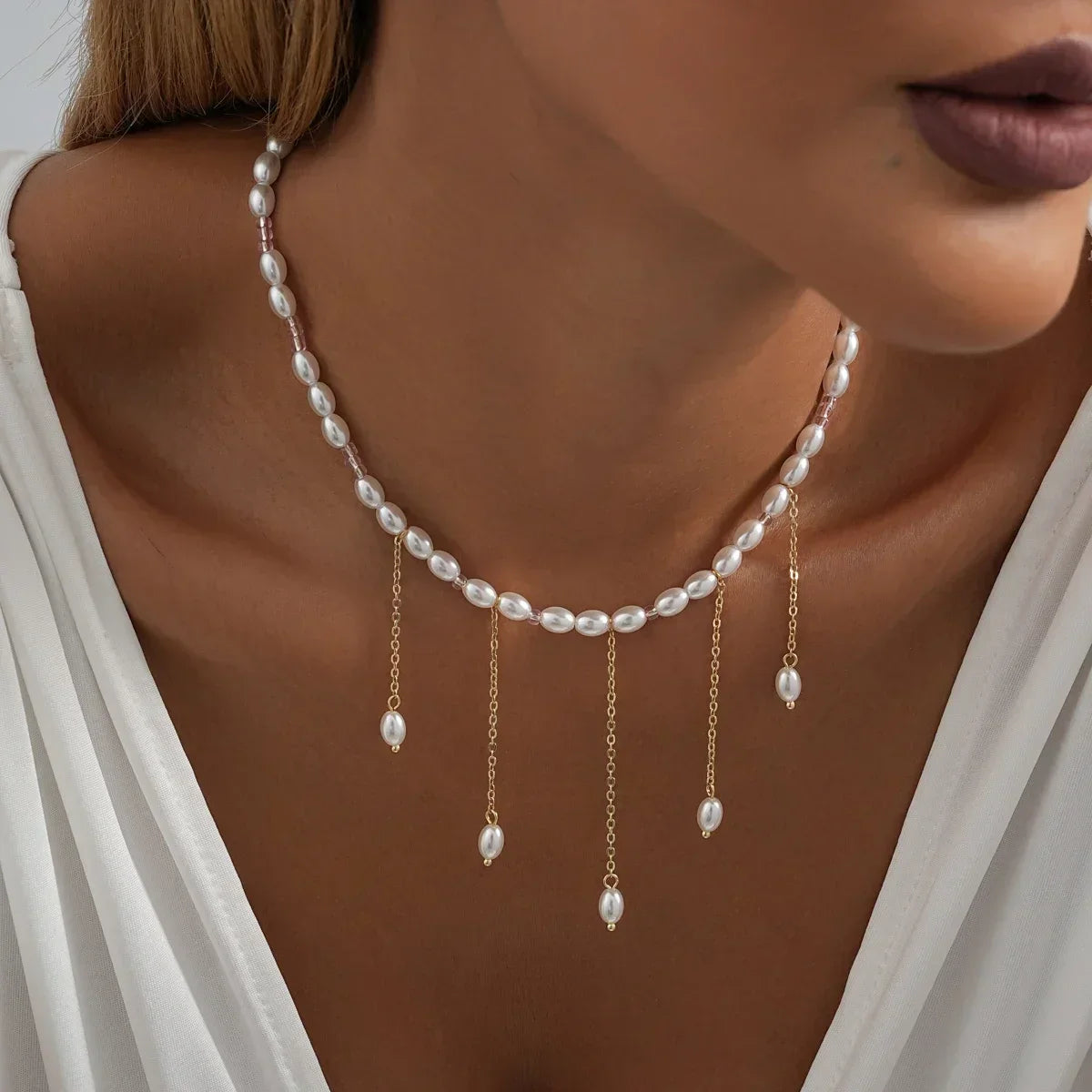 Romantic Trend Niche Irregular Imitation Pearl String Gold Plated O-Chain Splice Necklace Fashion For Women Ball Jewelry Gift