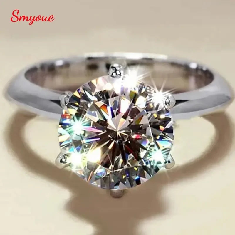 LUX Moissanite VVS1 Diamond Ring