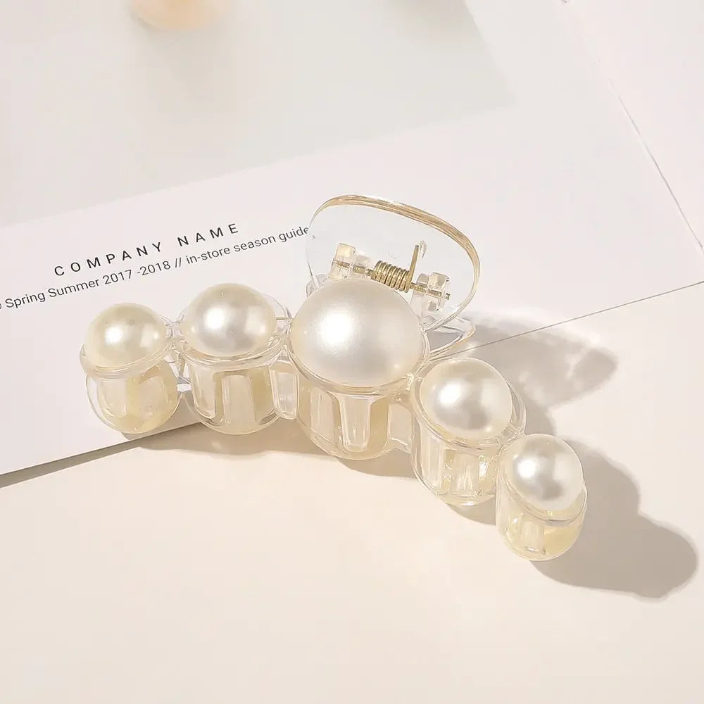 Giant Pearl Acrylic Hair Clip