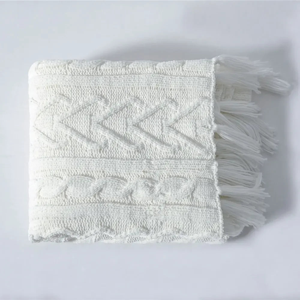 Chunky Knit Chenille Blanket With Pompoms