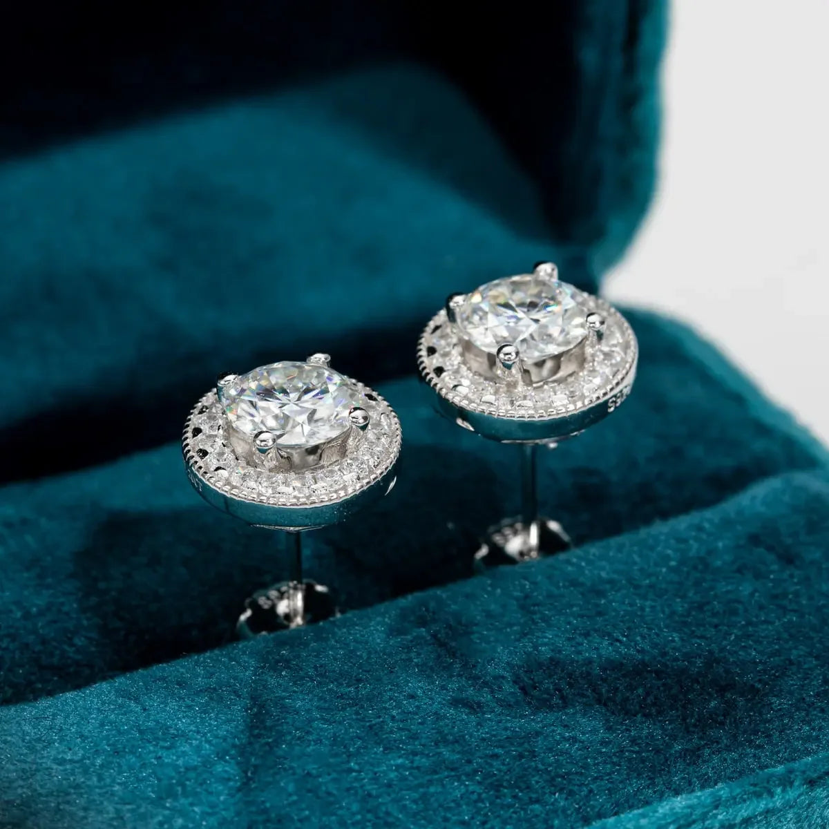 Brilliant 2.4ctw D Color Moissanite Diamond 18K Gold Plated 925 Sterling Silver Earrings