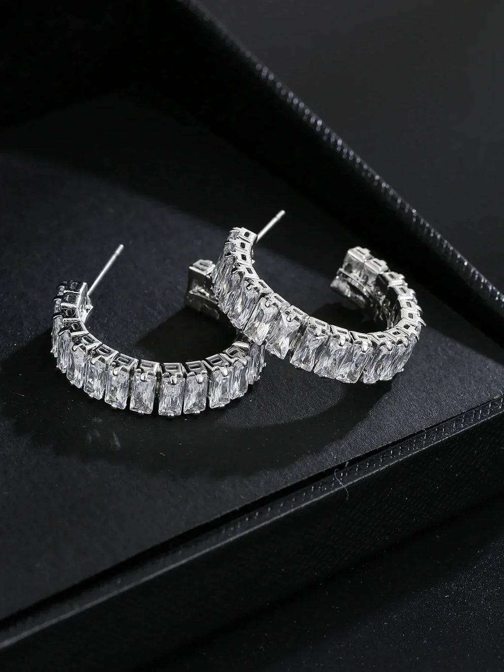 Emmaya New Geometric Rectangle Zircon Anti Allergy Stud Earrings For Women Fashion Gold Color Circle Shape Party Jewelry