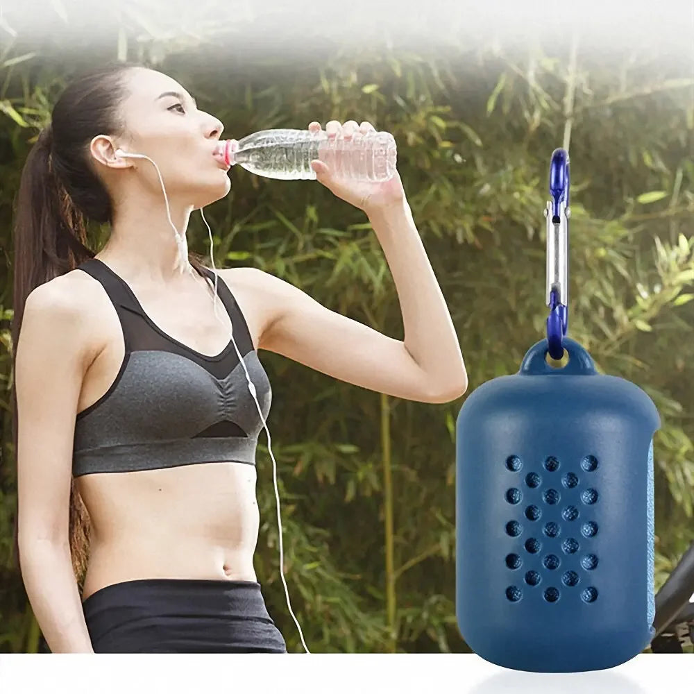 Portable Fitness Towel In A Silicone Bag