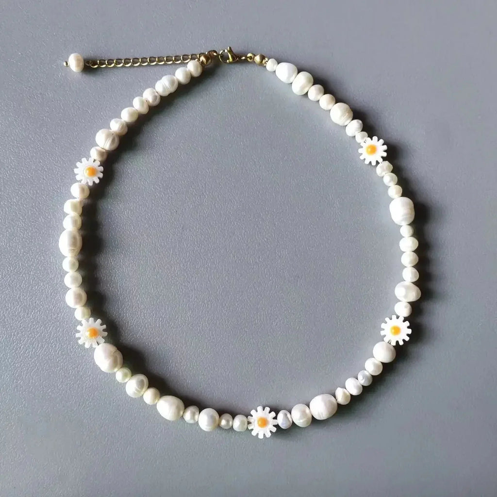 Boho Fashion Gold-Color Shell Necklace Natural Pearl Handmade Beautiful Necklace Women Baroque Jewelry Charm Statement Best Gift
