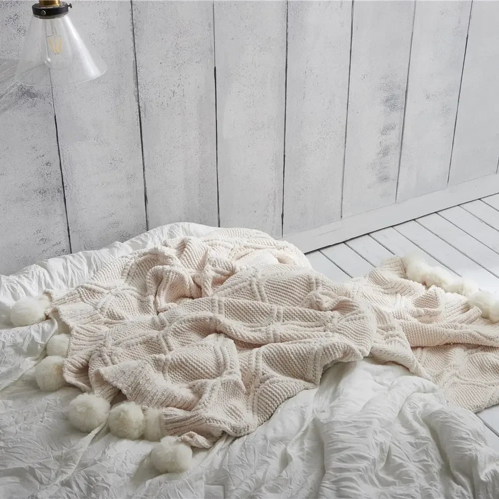 Chunky Knit Chenille Blanket With Pompoms
