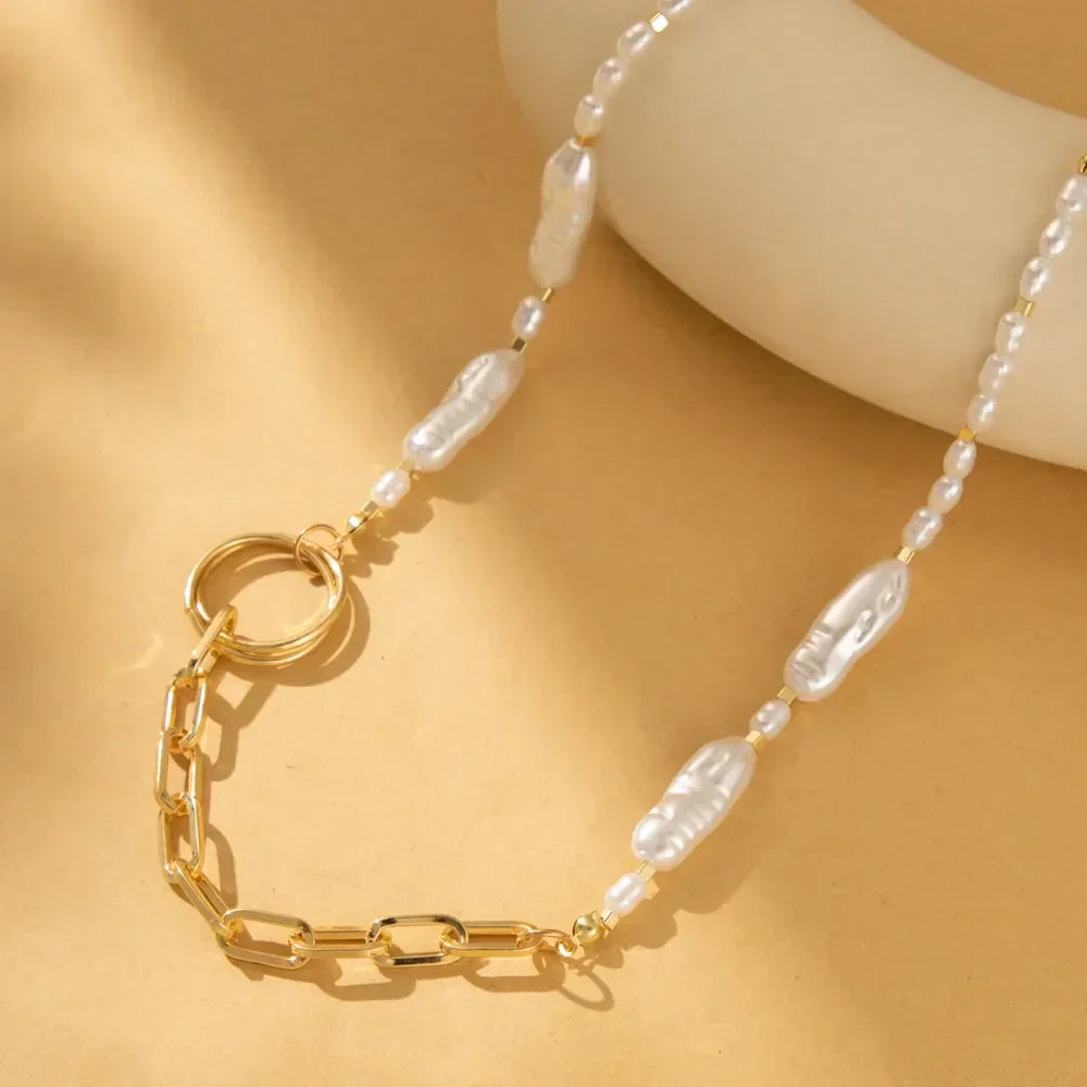 Romantic Trend Niche Irregular Imitation Pearl String Gold Plated O-Chain Splice Necklace Fashion For Women Ball Jewelry Gift
