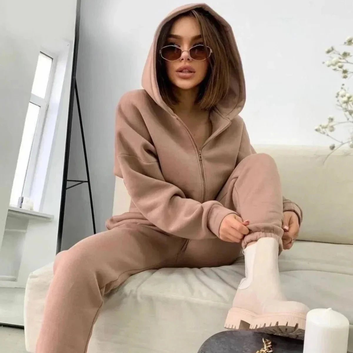 Lucy Autumn Sweatshirt & Pants Set