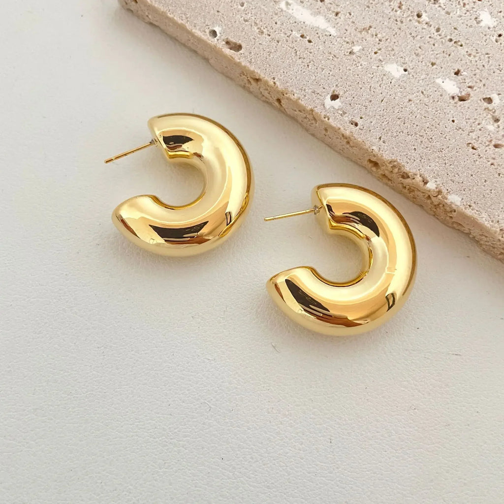 Trendy Circle Twists Hoop Earring for Women Simple Temperament Hyperbole Gold Color Ear Daily Wear Jewelry Party Gifts