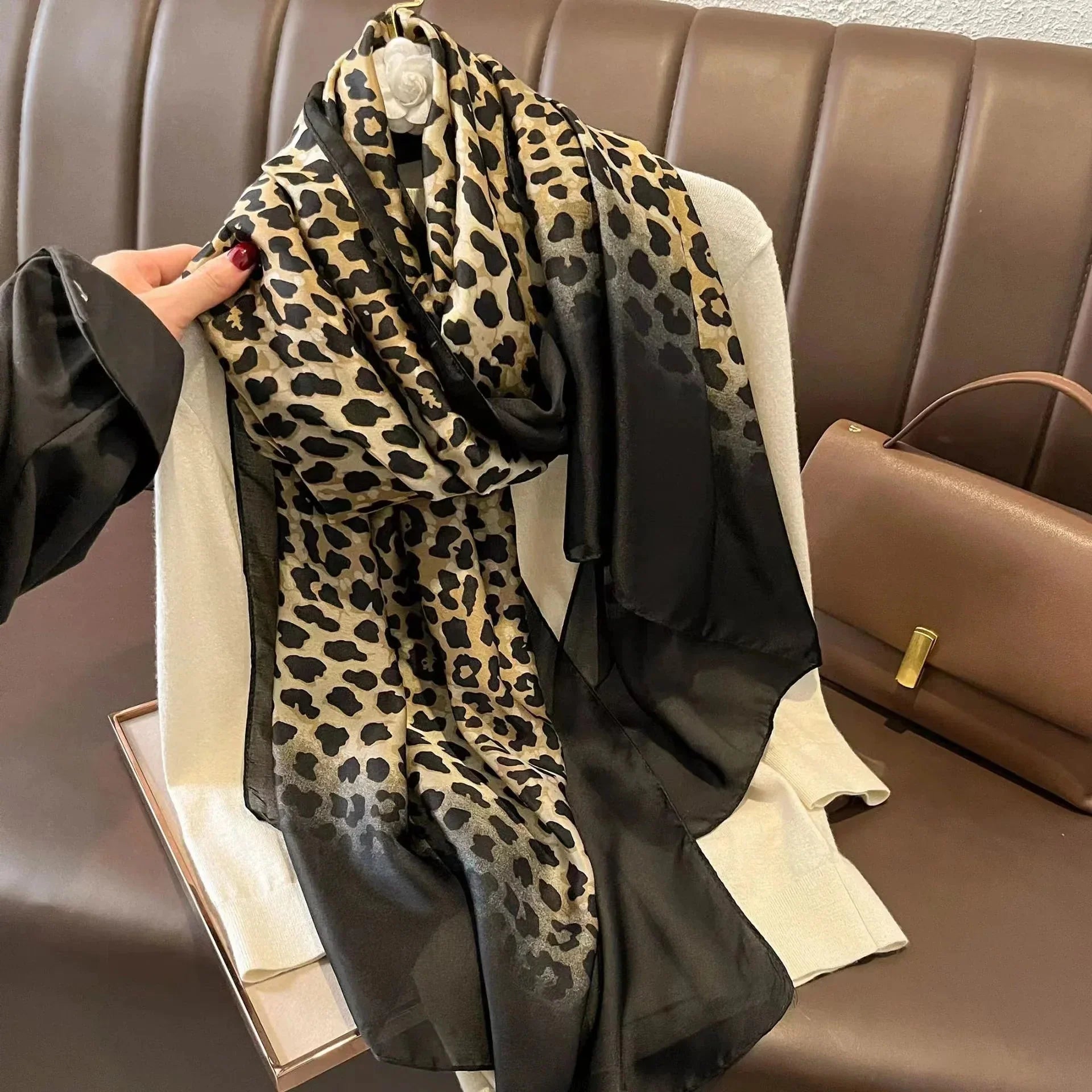 180*90cm Luxury Brand Women Summer Silk Scarves Shawl Lady Wrap Soft Female Europe Designer Beach Bandanna foulard muffler pareo
