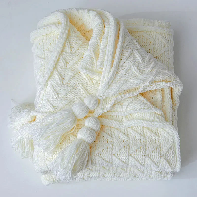 Chunky Knit Chenille Blanket With Pompoms