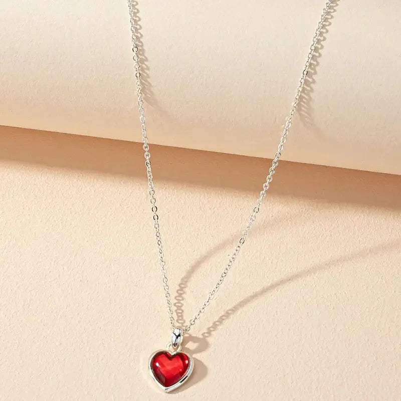 Carnelian Crystal Heart Necklace Raw Stone Healing Crystals Dainty Heart Gemstone Pendant Necklace Anniversary Birthday Gift