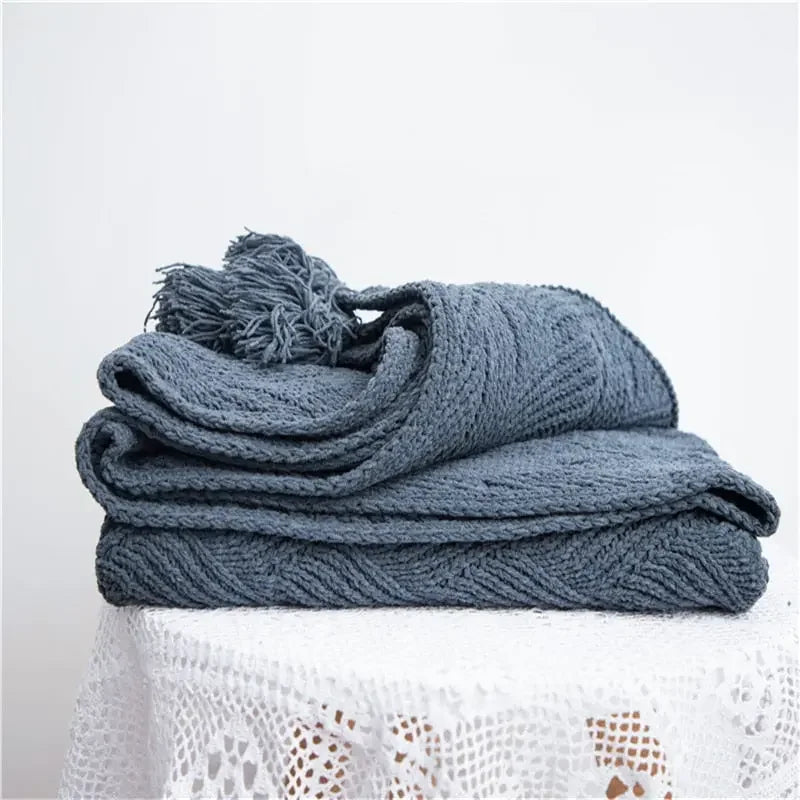 Chunky Knit Chenille Blanket With Pompoms