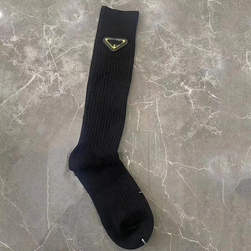 Iron Triangle Label Socks P Brand Designer Sock Europe Letter Luxury Socks Cotton Sexy Warm Personality Fashion Black White