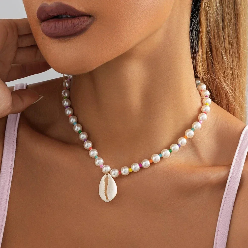 Romantic Trend Niche Irregular Imitation Pearl String Gold Plated O-Chain Splice Necklace Fashion For Women Ball Jewelry Gift