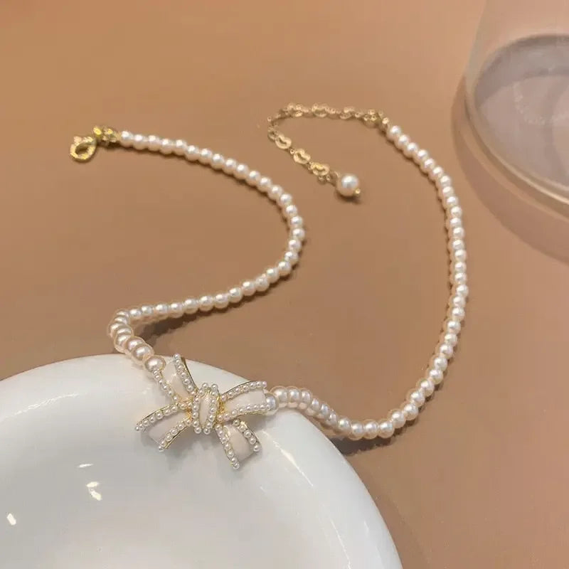 Lux Sassy Pearl Choker Necklace