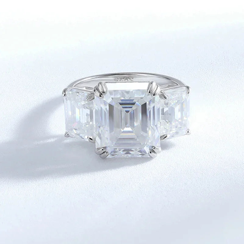 Lux Emerald Moissanite Engagement Ring - Includes GRA Certificate