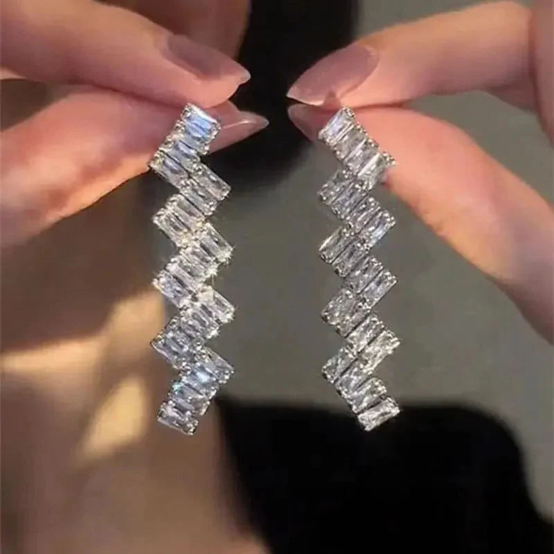 Fashion Luxury Geometric Dangle Drop Earrings for Women Wedding Party Jewelry Accessories Gorgeous Cubic Zirconia Bridal Brincos