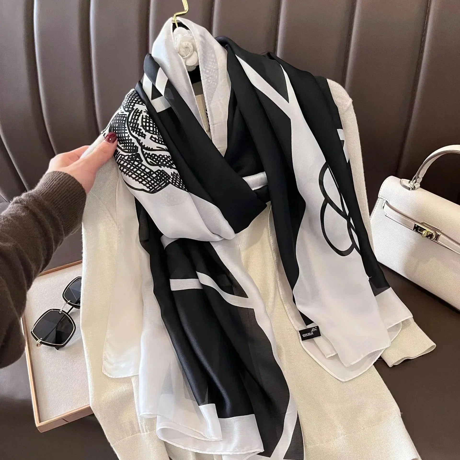 180*90cm Luxury Brand Spring Summer Autumn Women Clothing New Fashion Color matching printed silk scarf lady popular turba