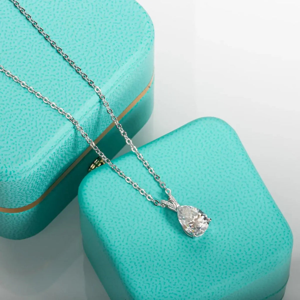 Pear Shape 2ct D Color Pear Cut Teardrop Moissanite Diamond Pendant 925 Sterling Silver Necklace