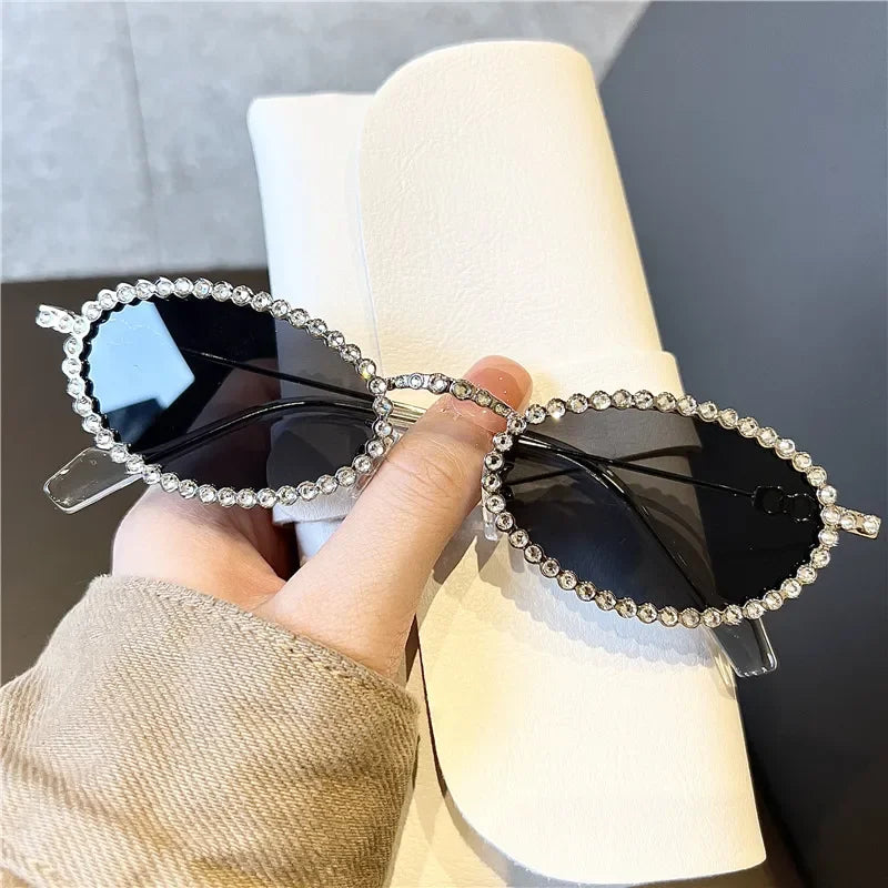 LUX Vintage Oval Sunglasses