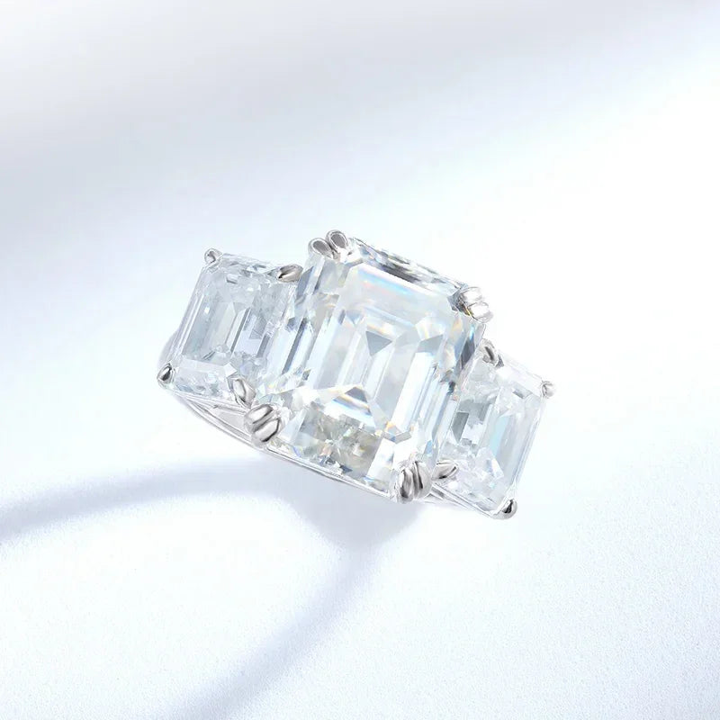 Lux Emerald Moissanite Engagement Ring - Includes GRA Certificate