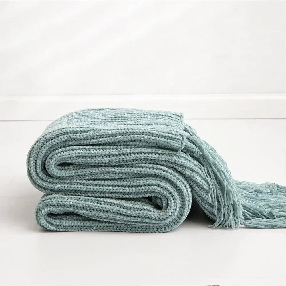 Chunky Knit Chenille Blanket With Pompoms