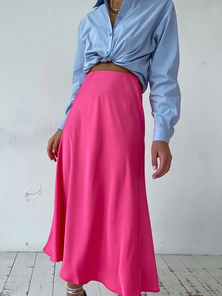 Classic Satin Pencil Sirt