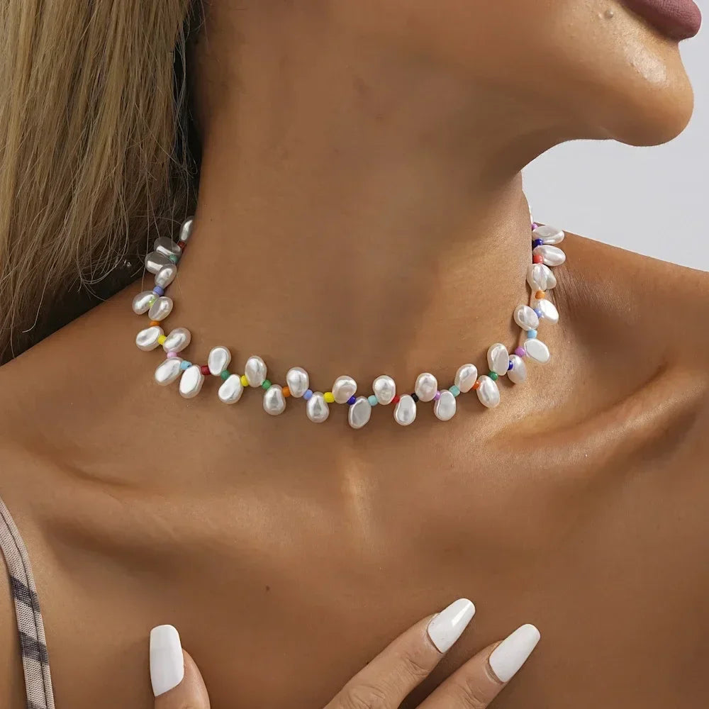 Romantic Trend Niche Irregular Imitation Pearl String Gold Plated O-Chain Splice Necklace Fashion For Women Ball Jewelry Gift