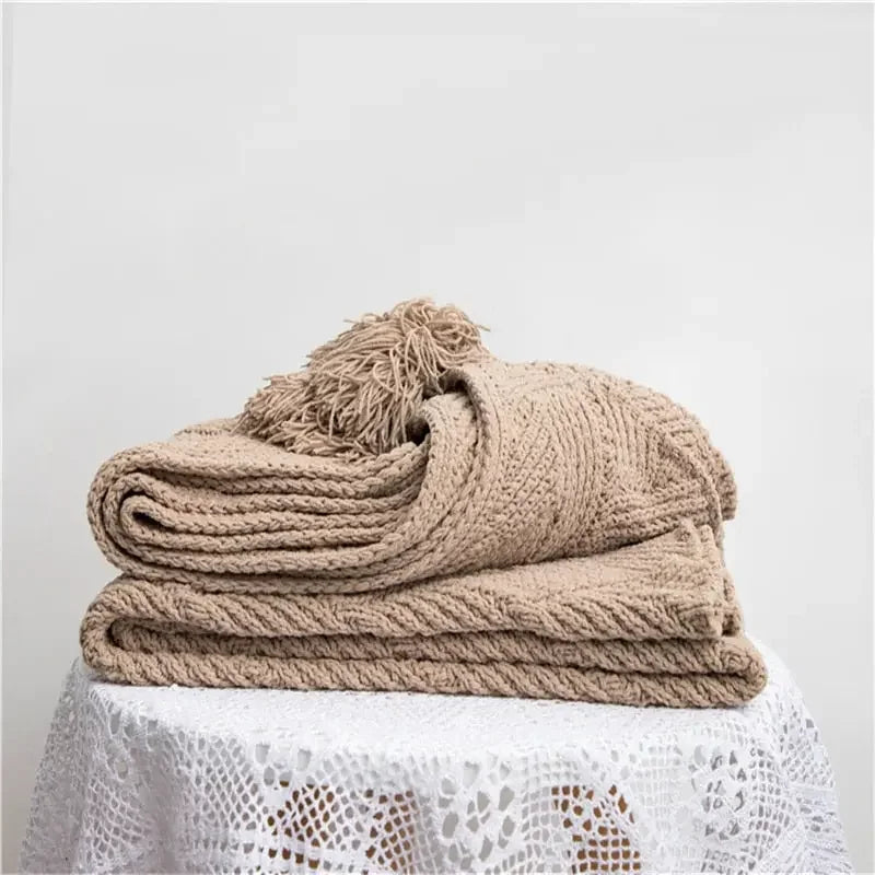 Chunky Knit Chenille Blanket With Pompoms