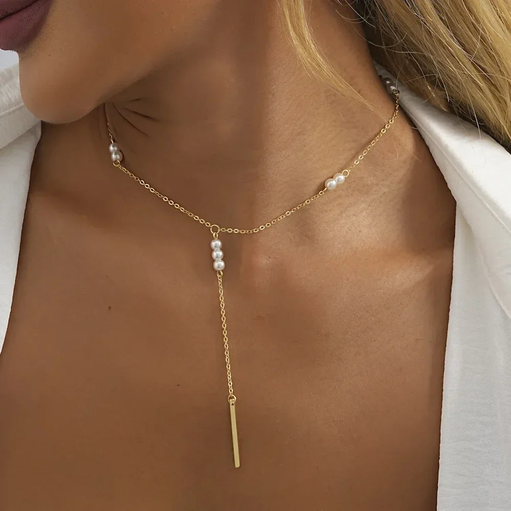 Romantic Trend Niche Irregular Imitation Pearl String Gold Plated O-Chain Splice Necklace Fashion For Women Ball Jewelry Gift