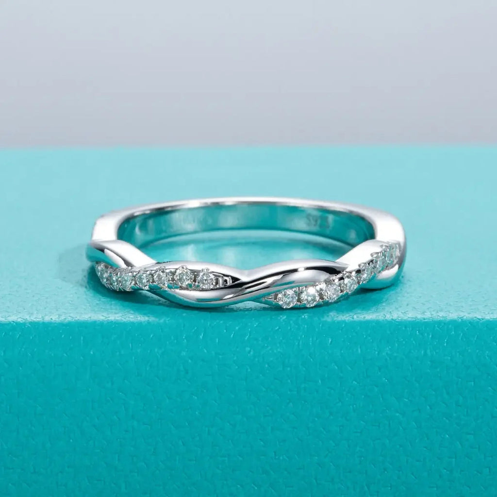 Girlfriend 1.3mm D Color Moissanite Ring 925 Silver Eternity Band