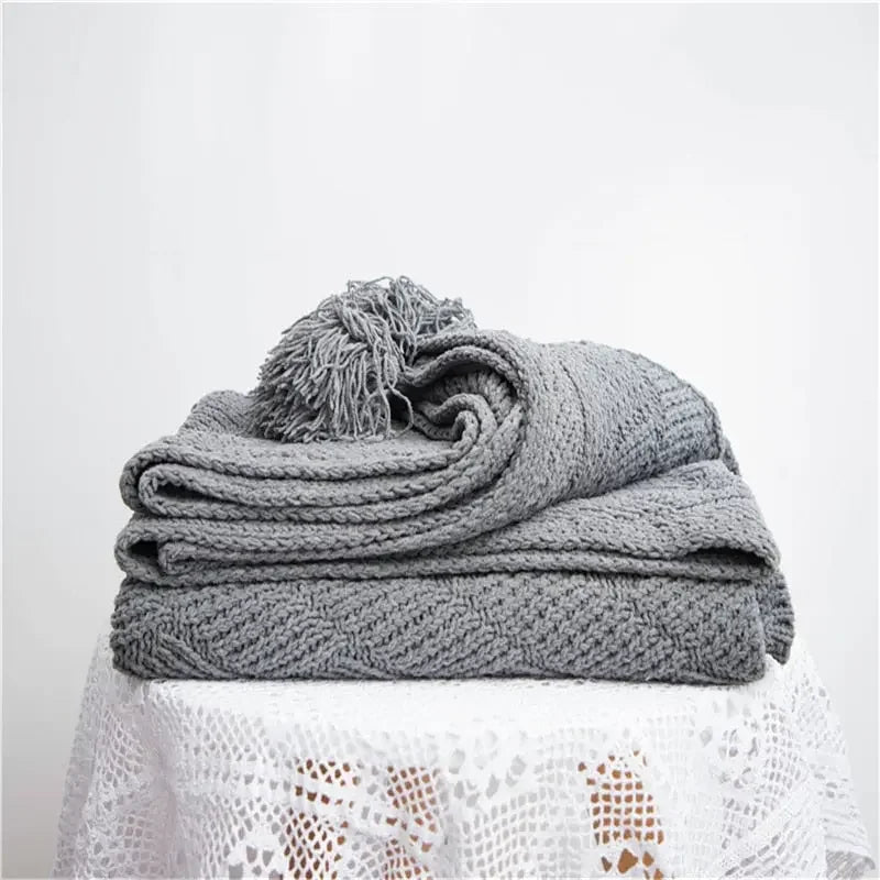 Chunky Knit Chenille Blanket With Pompoms