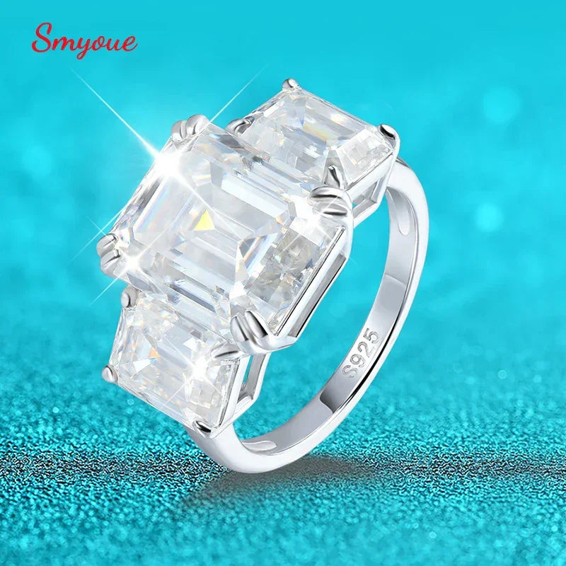 Lux Emerald Moissanite Engagement Ring - Includes GRA Certificate