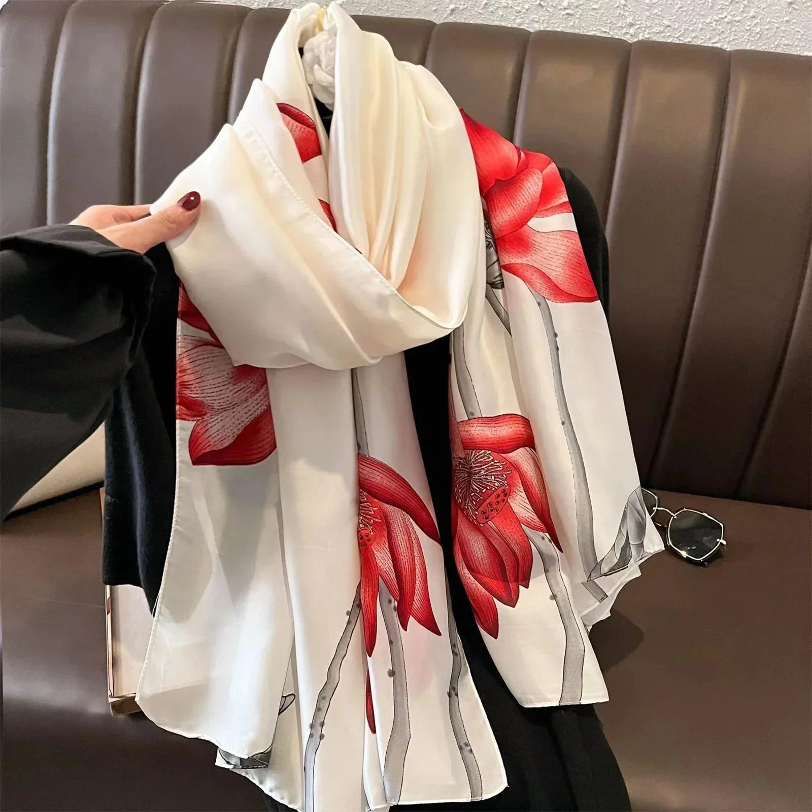 180*90cm Luxury Brand Women Summer Silk Scarves Shawl Lady Wrap Soft Female Europe Designer Beach Bandanna foulard muffler pareo