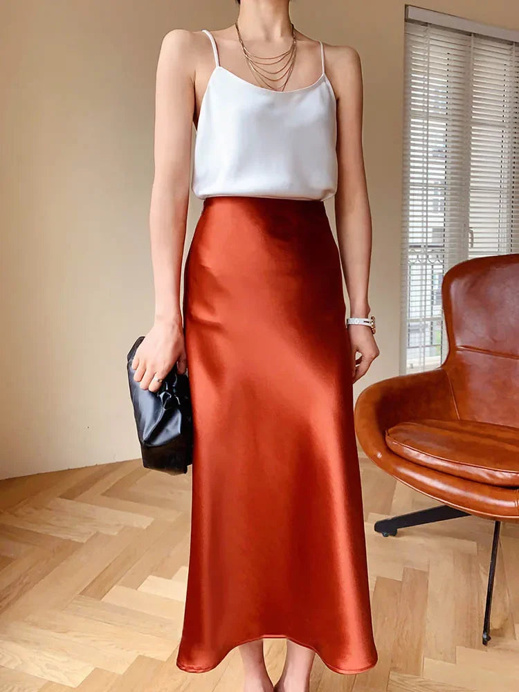 Classic Satin Pencil Sirt