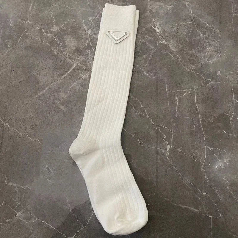 Iron Triangle Label Socks P Brand Designer Sock Europe Letter Luxury Socks Cotton Sexy Warm Personality Fashion Black White